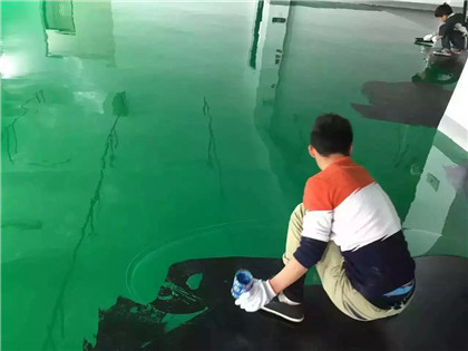 思明下面给你一份环氧地坪漆施工的完整流程